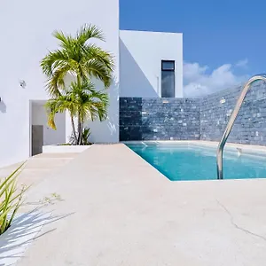 Hotel Arkana 9 By Grupo Amber, Playa del Carmen